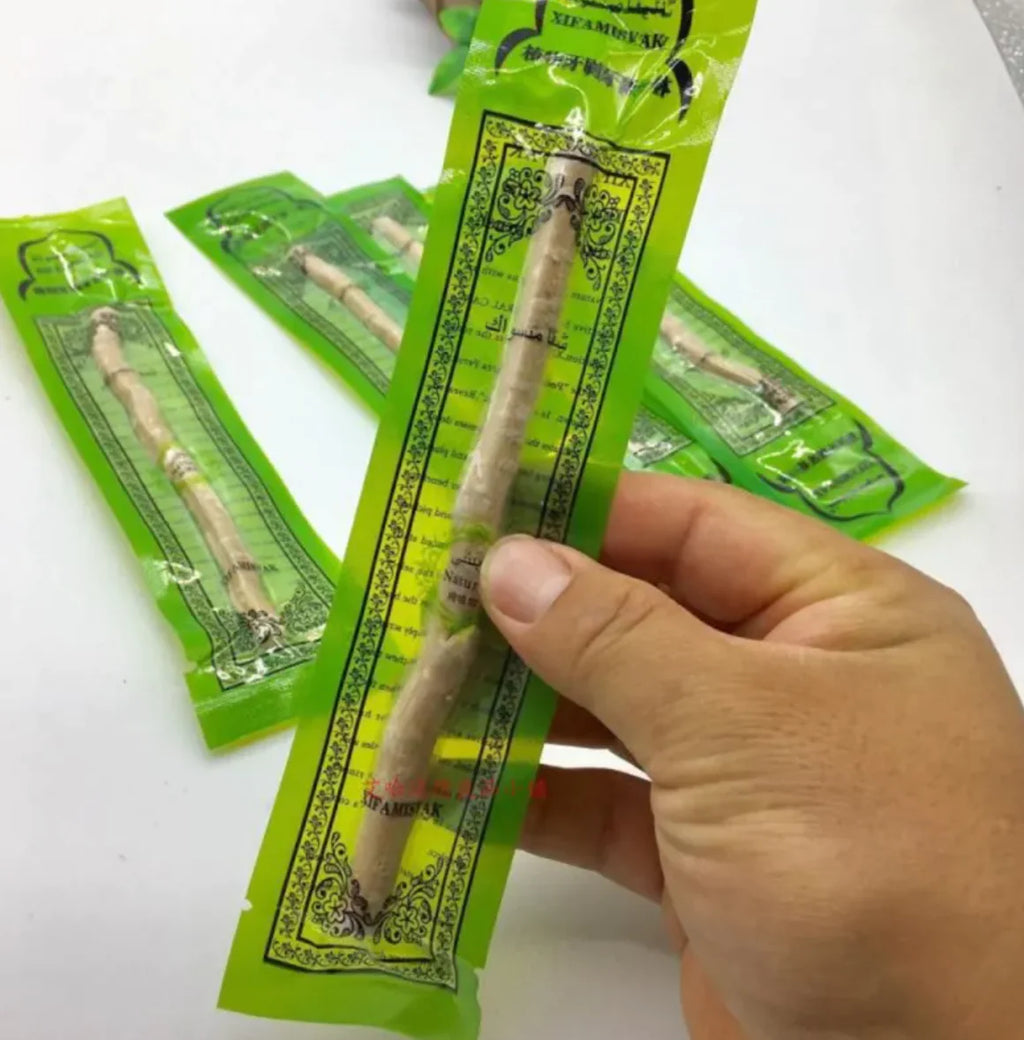 Miswak Natural Tooth Cleaning Stick - Eco-Friendly Oral Care